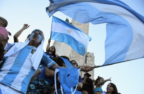 ALENTA A LA SELECCION ARGENTINA
